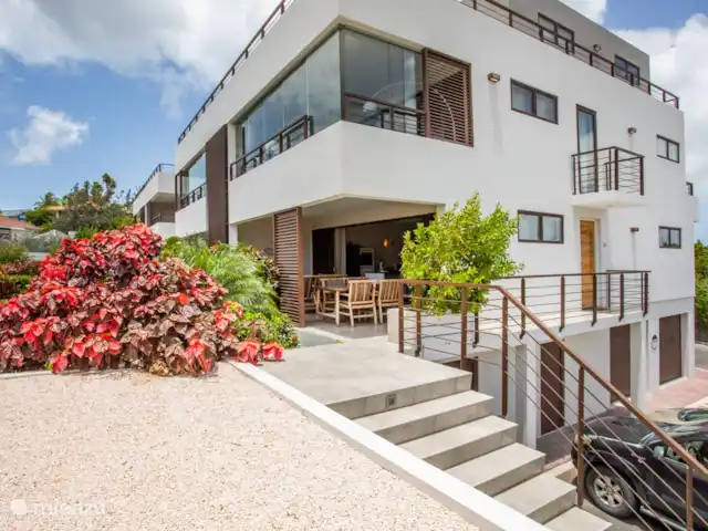 Jan Sofat LUX A24 huren in Curaçao, Banda Ariba (oost), Jan Sofat - appartement Buitenaanzicht
