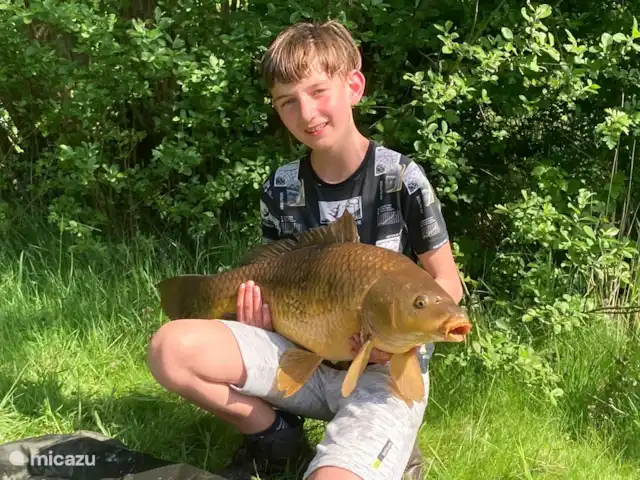 Maison de poisson | Pays-Bas, Drenthe, Westerbork - maison de vacances C'est aussi une sensation particulière de tenir ce garçon entre tes mains