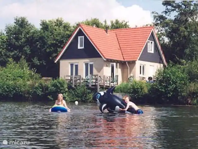 Maison de poisson | Pays-Bas, Drenthe, Westerbork - maison de vacances C'est comme ça que ça peut être par une journée ensoleillée en été