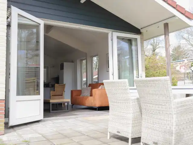 Huinerhofje 2; rust, privacy, natuur huren in Nederland, Gelderland, Putten - vakantiehuis Achteraanzicht met terras