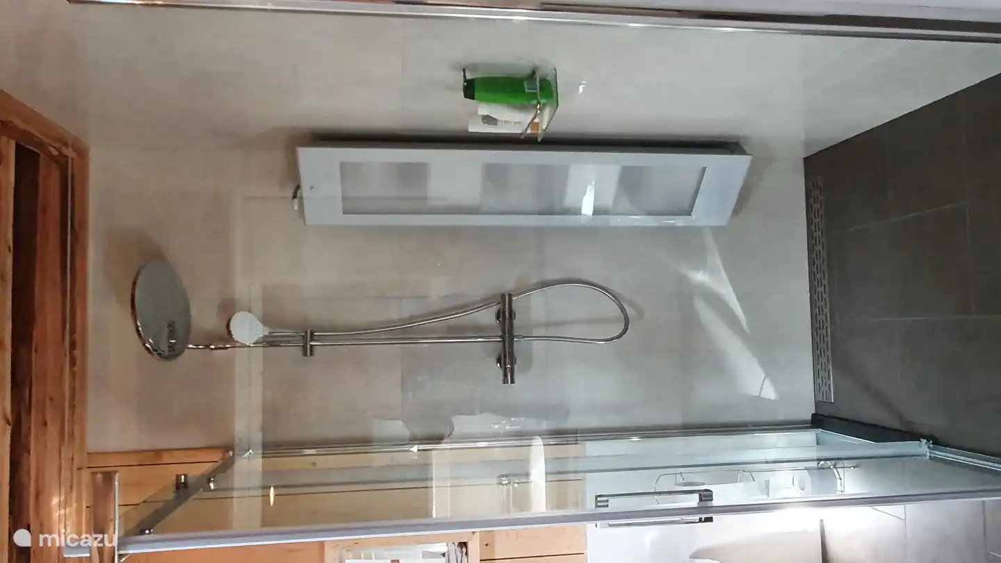 ducha de baño/ducha solar (infrarrojos y panel solar)