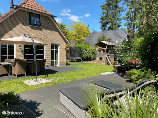 Bosboerderij de Veluwe | Pays-Bas, Gueldre, Lunteren - maison de vacances Grand jardin ensoleillé avec barbecue