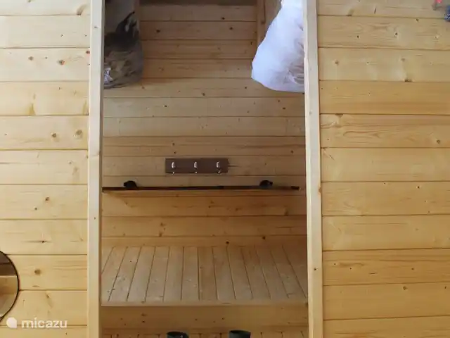 Boerenzwaluw huren in Nederland, Noord-Holland, Julianadorp aan Zee - blokhut / lodge ingang kamer