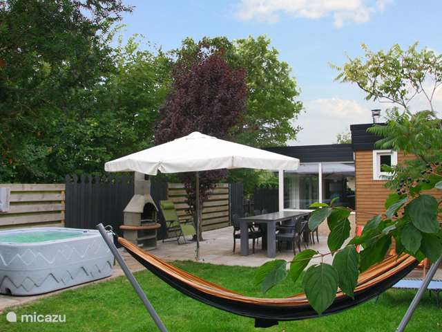 Holiday home in Netherlands, North Holland, Sint Maartenszee - holiday house Gouden Vink
