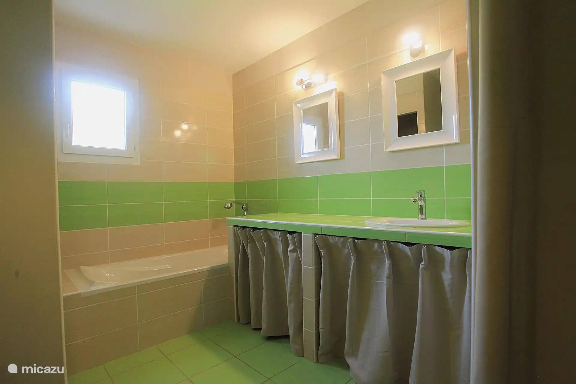 Badezimmer im Obergeschoss