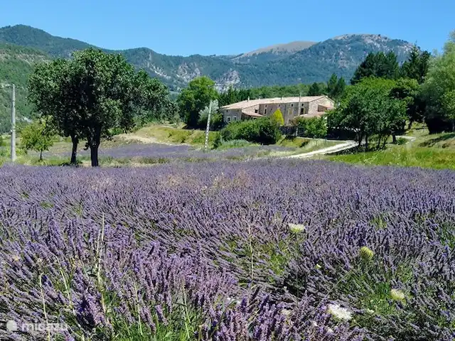 Villa Laura avec piscine privée | France, Drôme, Bouchet - maison de vacances Teyssières