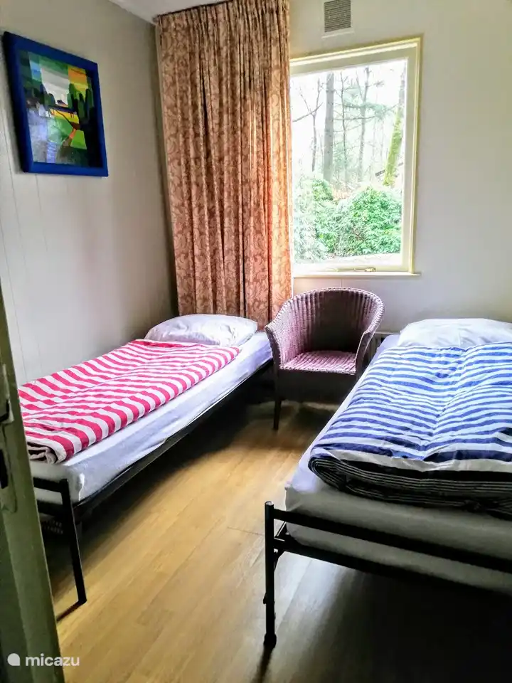 Schlafzimmer 2. mit Kleiderschrank Auch ein drittes Schlafzimmer mit Klappbett