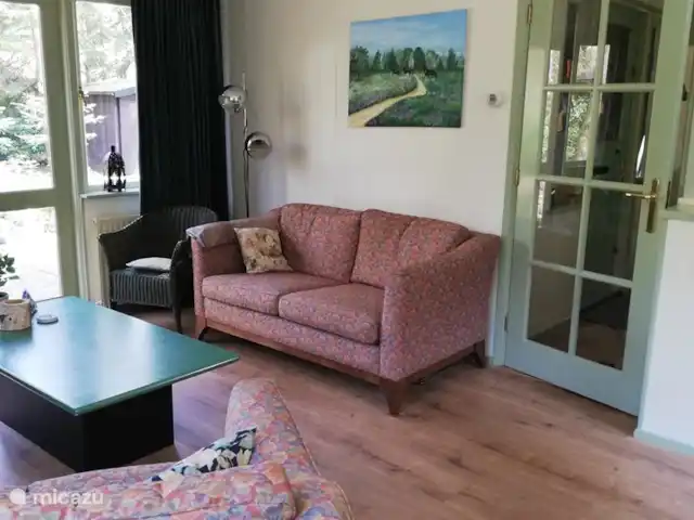 De Hazelaar, maison n° 128 | Pays-Bas, Gueldre, Ermelo - maison de vacances Pièce intérieure récemment entièrement rénovée. Nouvelle cuisine avec four - micro-ondes, lave-vaisselle, grand réfrigérateur avec 2 tiroirs congélateur, etc., entièrement complet.
