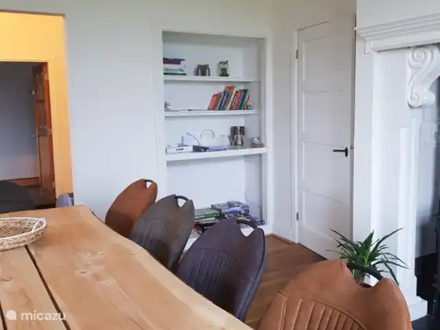 Granja de vacaciones De Steeg en Países Bajos, Güeldres, De Steeg - casa de campo El agroturismo dispone de un armario con todo tipo de juegos/libros.