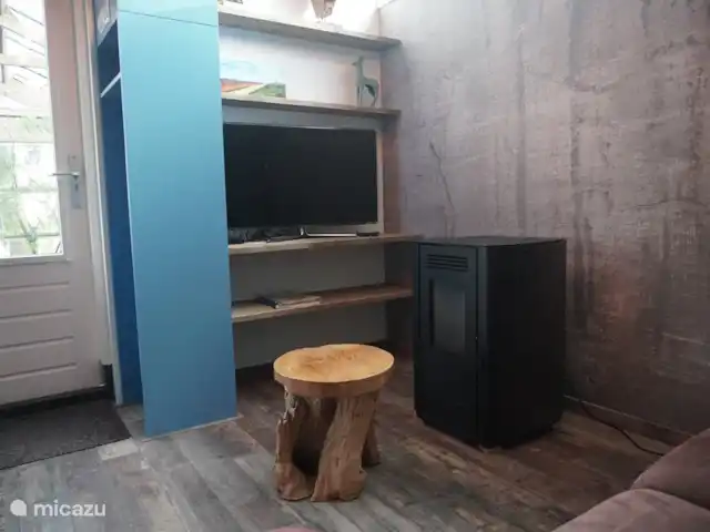 Studio Coeur Vert | Pays-Bas, Utrecht, Papekop - studio Poêle à granulés et TV avec netflix.