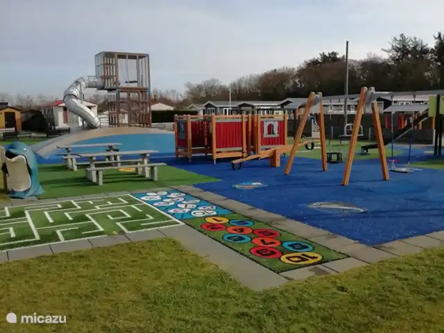 De Muy | Pays-Bas, Texel, De Koog - chalet Cour de récréation