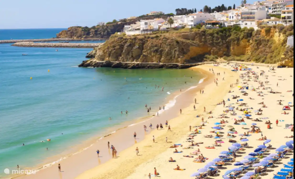 Plage de Pescadores, à 10 minutes à pied de l'appartement