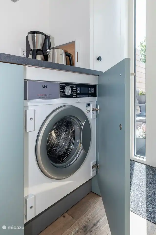 Waschmaschine Detail Küche Ferienhaus 2bijZee