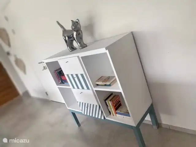 Jan Sofat LUX A21 | Curaçao, Banda Ariba (est), Jan Sofat - appartement Bibliothèque