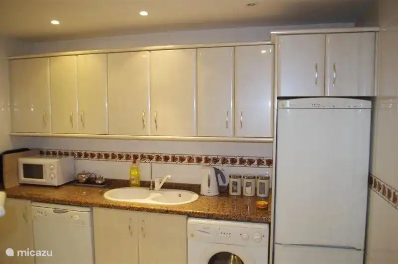 voll ausgestattete Küche