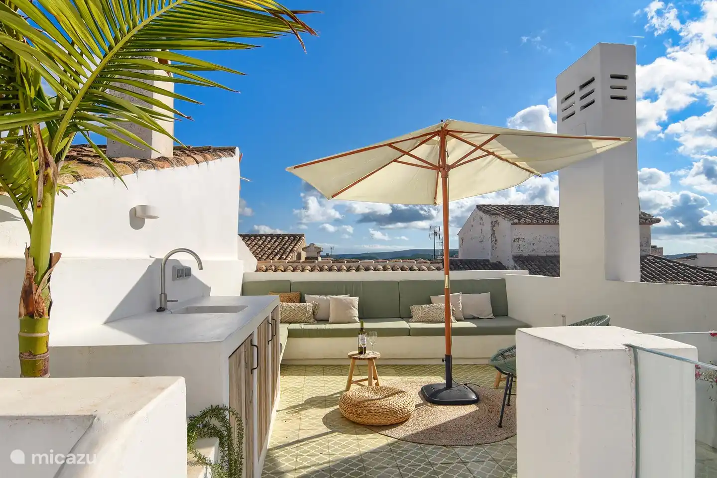 Viaje a la ciudad, Espa&#241;a, Costa Blanca, J&#225;vea, vivienda urbana Casa En Grenyo