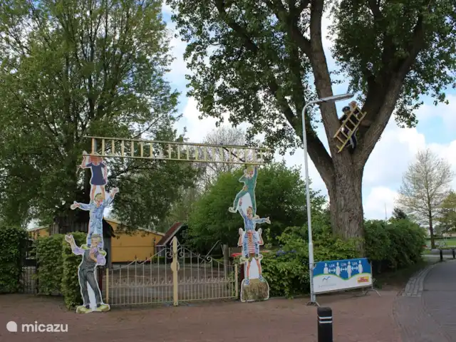 vakantiehuis huren in Nederland, Friesland, Sint Nicolaasga – De Zonnewijzer Terherne, Kameleondorp.