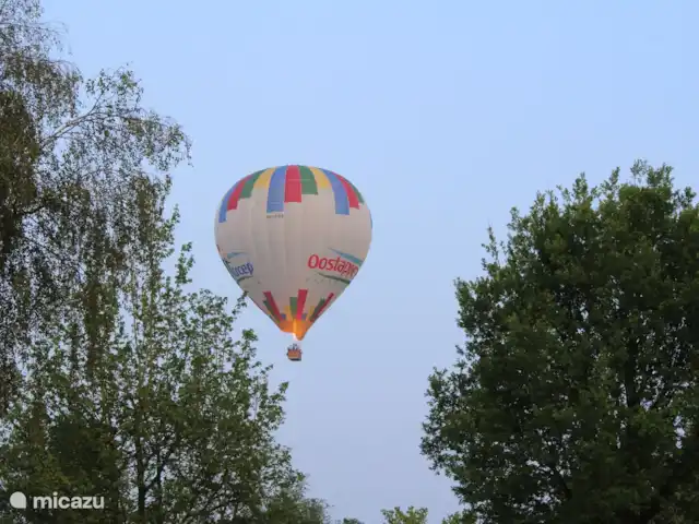 vakantiehuis huren in Nederland, Friesland, Sint Nicolaasga – De Zonnewijzer Ballonvaart vanuit Joure.