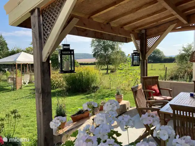 Le Tilleul | France, Côte-d'Or, Bissey-la-Côte - maison de vacances La vue depuis le porche