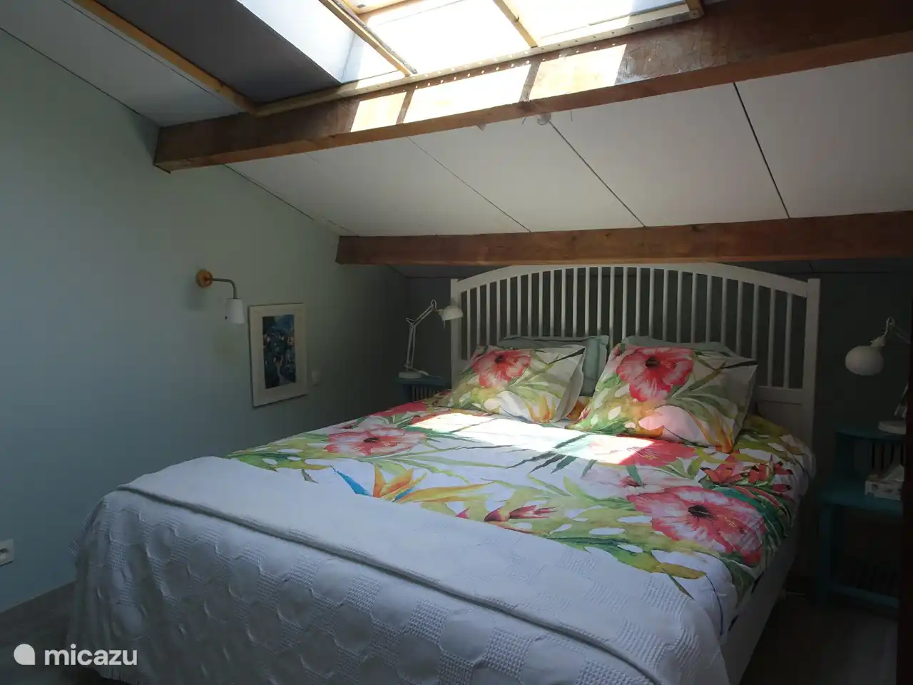 Das Schlafzimmer Moineau mit einem Bett von 180 x 200 Metern verfügt über eine Klimaanlage und grenzt an das Schlafzimmer Taube.