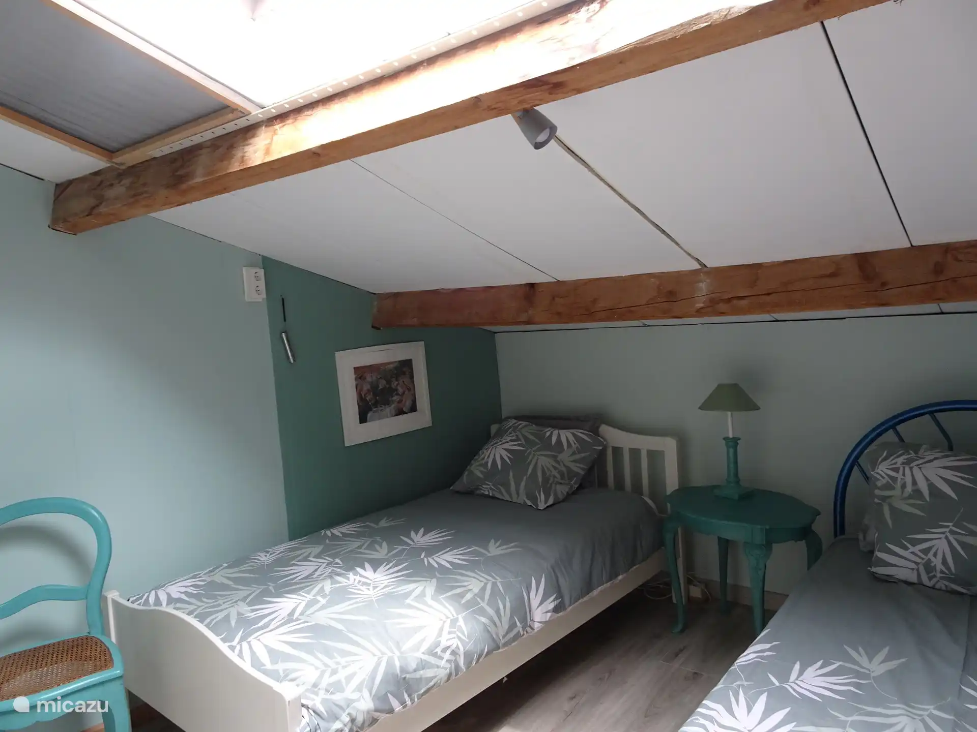 Schlafzimmer Taube für 2 Erwachsene oder für 2 Kinder. Dieses Zimmer grenzt an das Moineau. Dieser Raum verfügt über eine mobile Klimaanlage / Kühlung