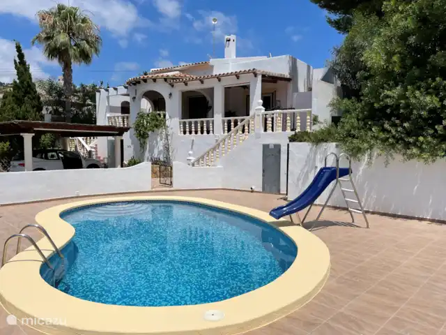 Villa-Alegria | Espagne, Costa Blanca, Benissa - villa La piscine mesure 8 × 4 m et a plus de 2 m de profondeur et 1 m dans la partie peu profonde
