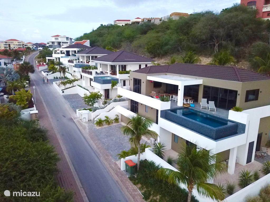 Villa Huren In Blue Bay, Curacao-Midden? Blue Bay Village Villa | Micazu