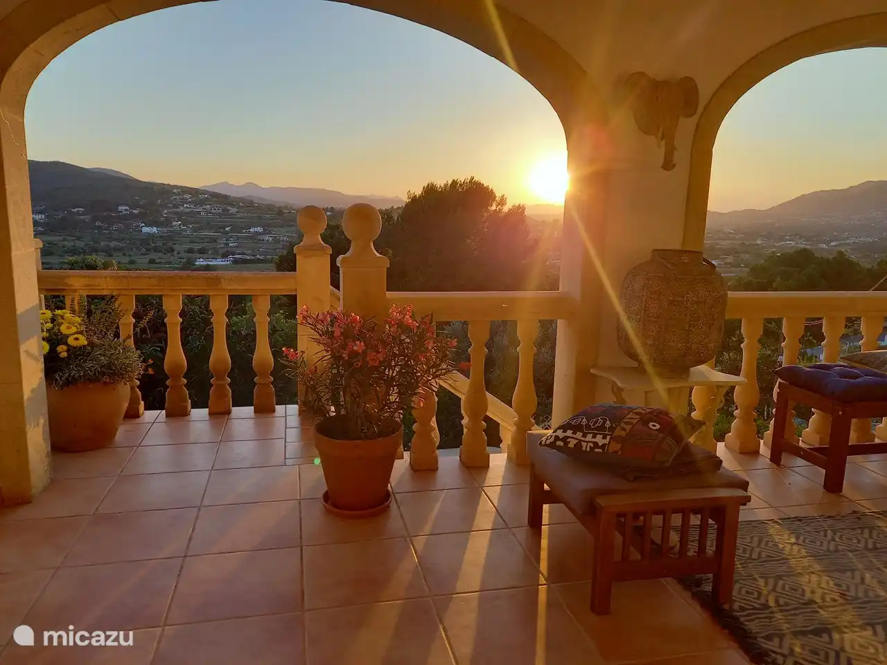 Coucher de soleil sur la Naya