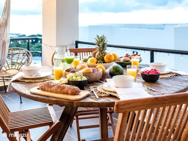 Penthouse met spectaculair uitzicht! huren in Curaçao, Curacao-Midden, Piscadera - penthouse Een groot balkon