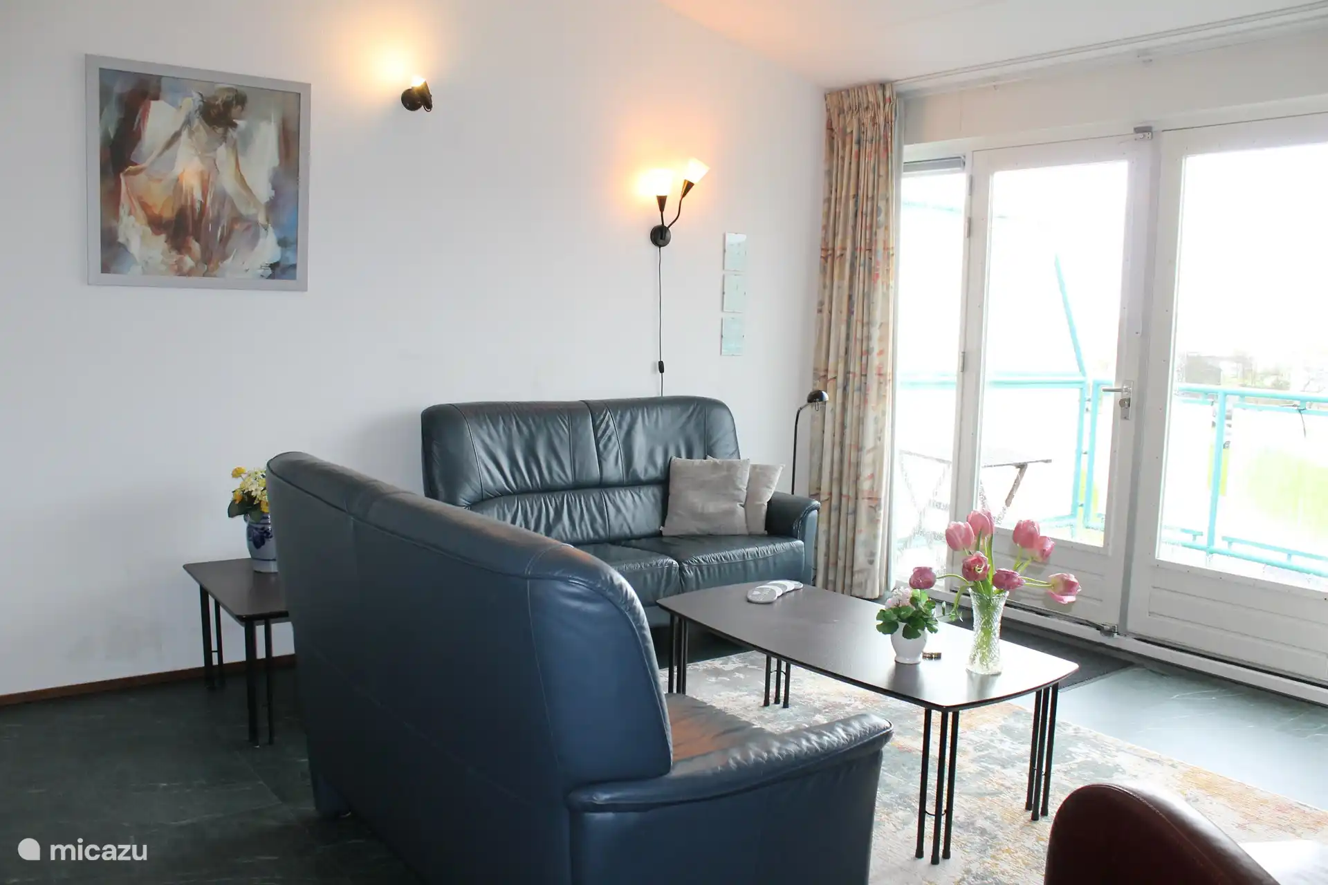 Seitenansicht des Wohnzimmers