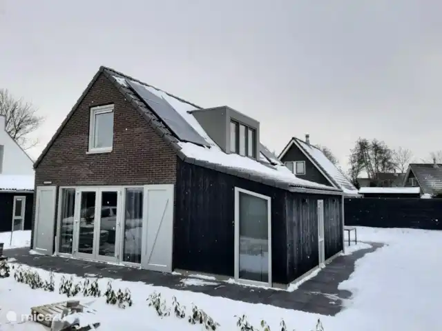 Location de Vacances Pays-Bas, Hollande du Nord, Saint Martin, maison de vacances - Froietoid Même pendant les mois d’hiver, vous pouvez vous détendre dans cette maison.