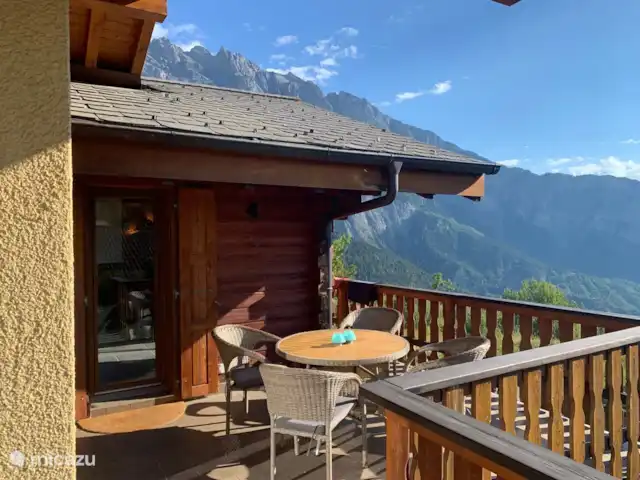 Chalet Chardon huren in Zwitserland, Wallis, Mayens de Chamoson - chalet Ontbijtterras