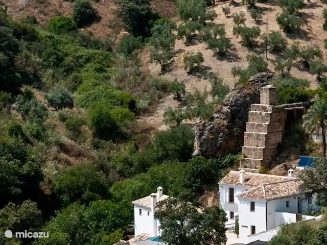La Panadería, Molino La Ratonera en España, Andalucía, Zagra - apartamento Molino La Ratonera es un pequeño pueblo andaluz escondido en un exuberante valle verde