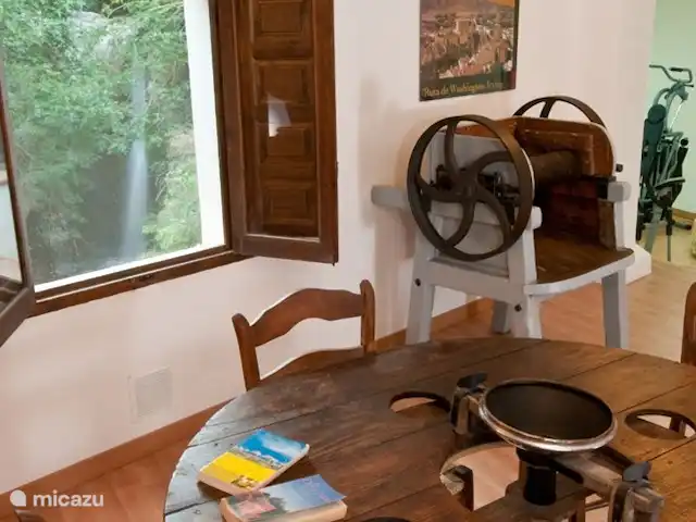 La Panadería, Molino La Ratonera en España, Andalucía, Zagra - apartamento La biblioteca y punto de información turística en el molino inferior.