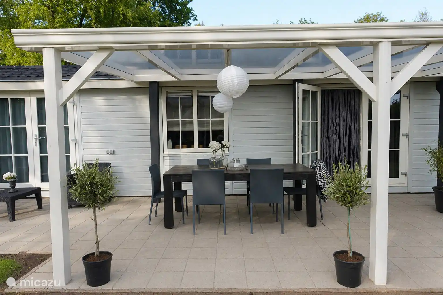 4 persoons Vechtdalchalet De Berk, met overdekte veranda in Overijssel Capfun Stoetenslagh  