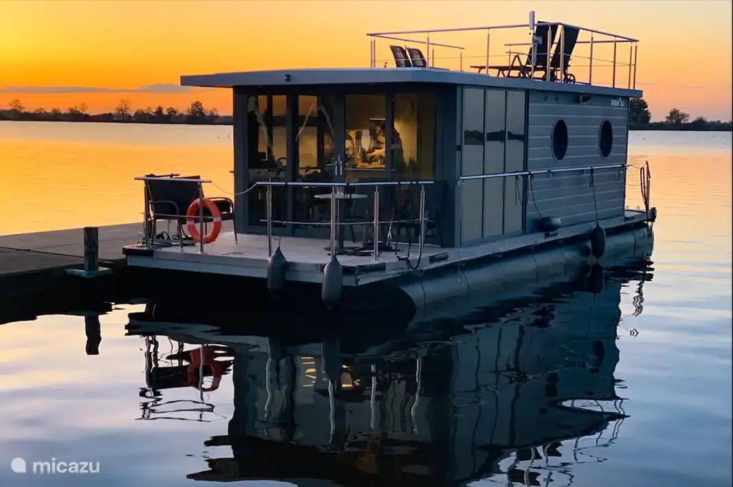 Rent Houseboat Experience in Waulsort, Ardennes. Micazu