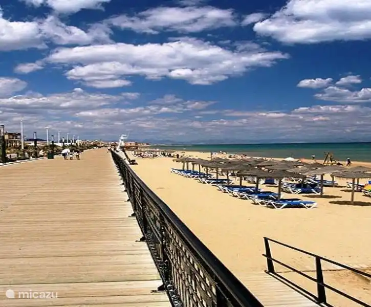 Gemütlicher Strand von La Mata 15 Autominuten