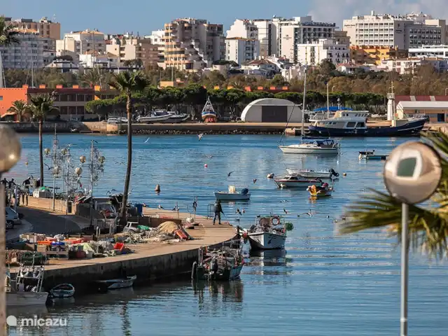 Casa Familia en Portugal, Algarve, Ferragudo  - apartamento Ferragudo es un auténtico pueblo de pescadores con acogedores restaurantes y terrazas