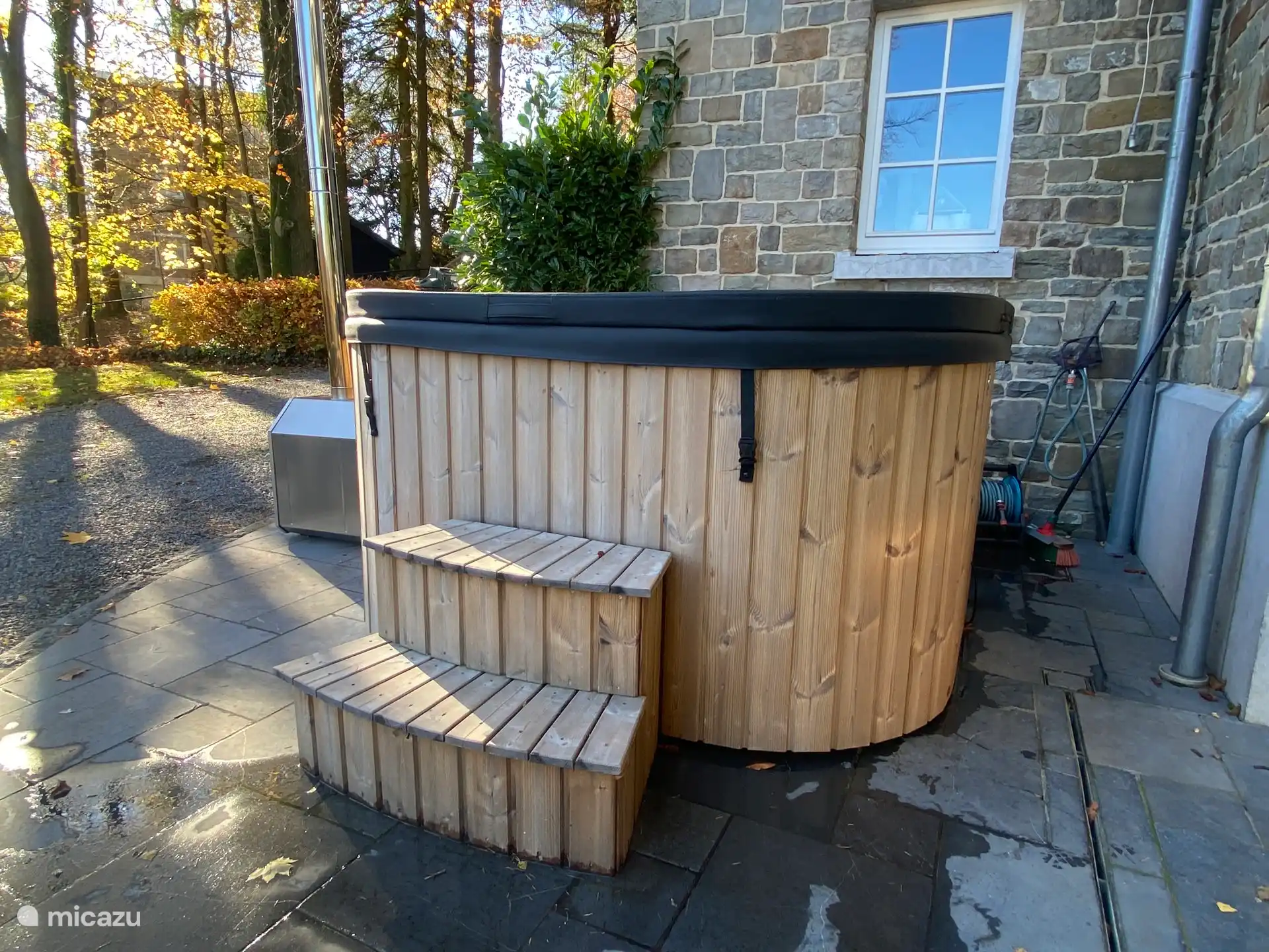 Brandneuer Whirlpool