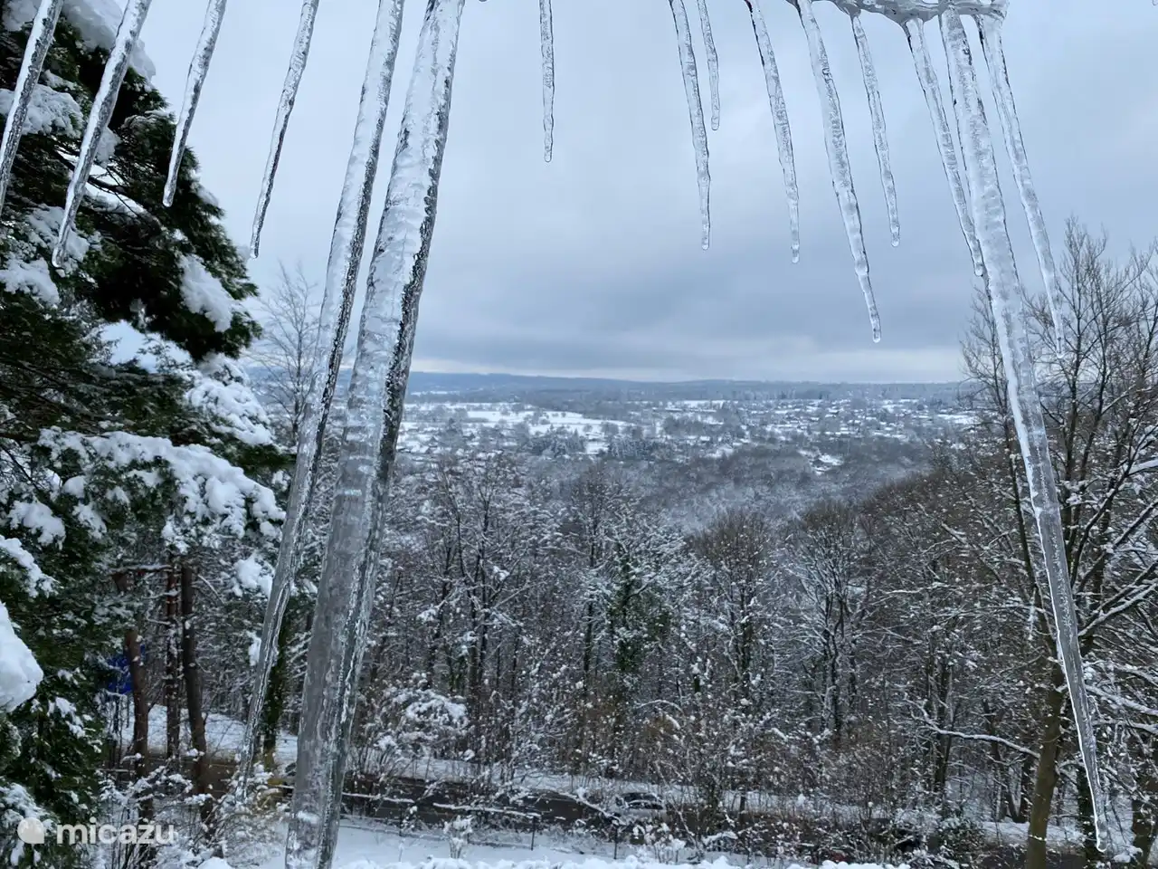 Spa unter dickem Schnee für unvergessliche Familienmomente