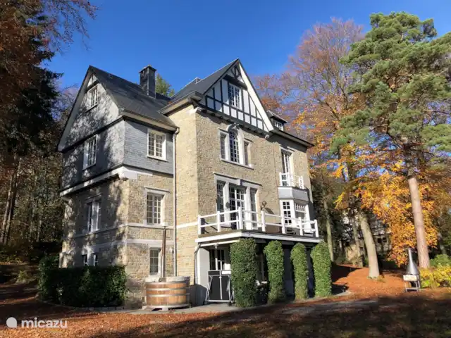 Le Soyeureux huren in België, Ardennen, Spa - landhuis / kasteel De prestigieuze villa van 500 m² ligt in een volledig omheind privépark.