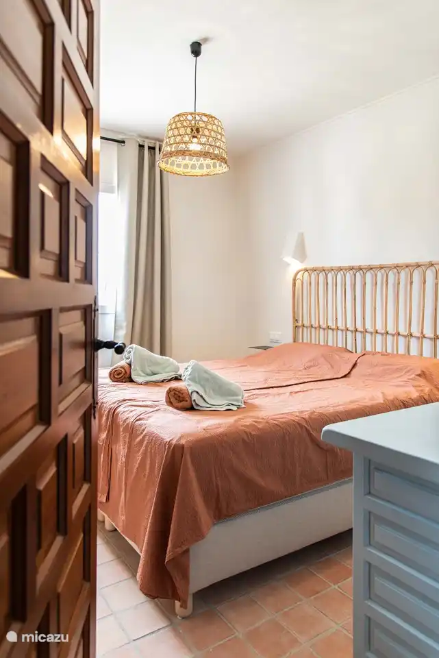 Bedroom 2 with double bed