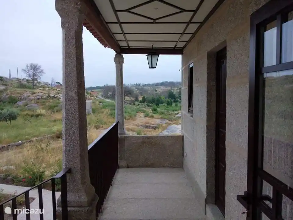 Der Eingang des Balkonraums