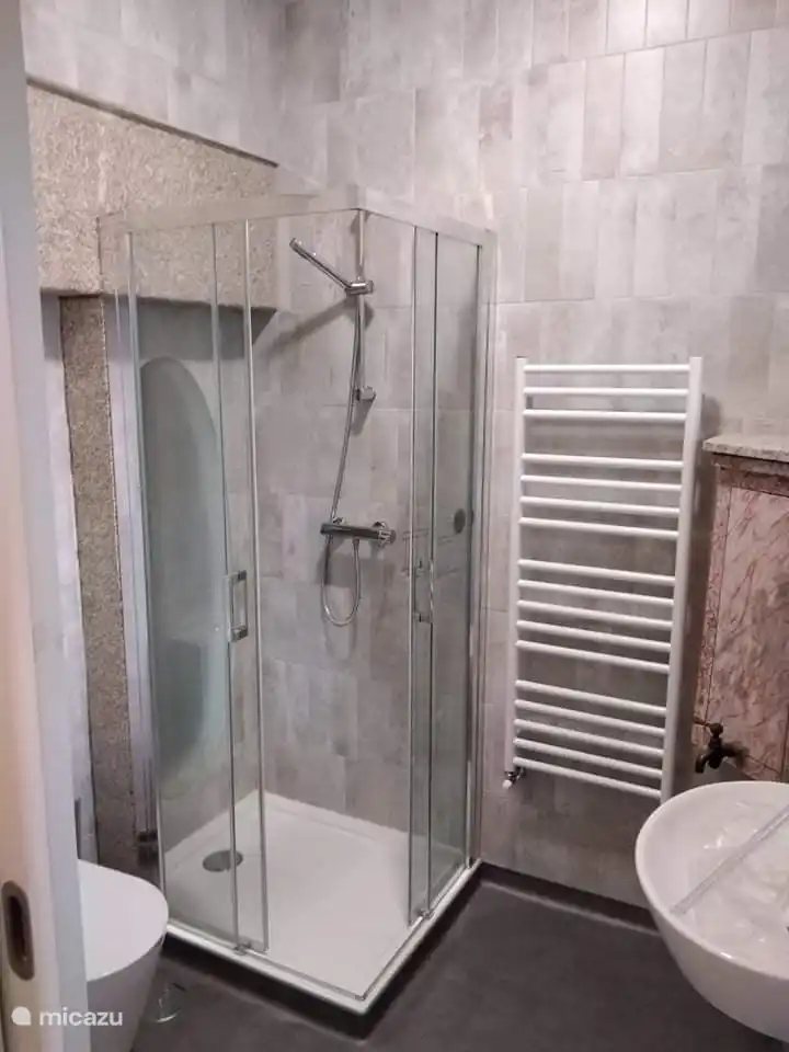 Badezimmer des Küchenzimmers