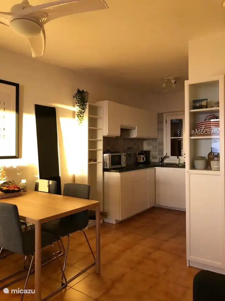 Salle à manger photo atmosphérique, cuisine