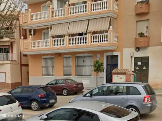penthouse huren in Spanje, Costa del Sol, Torrox-Costa – Pama 2 Torrox Straatkant van het appartementen gebouw.