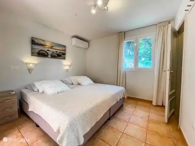 Location de Vacances Espagne, Costa Blanca, Teulada, villa - Villa Plaza Esmeralda Chambre 4 en bas