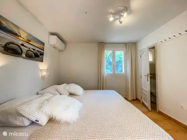 Location de Vacances Espagne, Costa Blanca, Teulada, villa - Villa Plaza Esmeralda Chambre 4 en bas