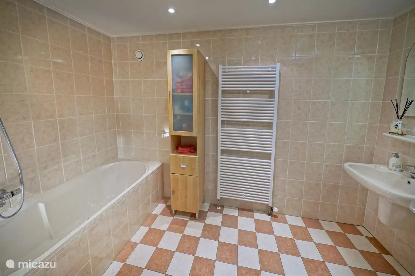 Badezimmer Erdgeschoss