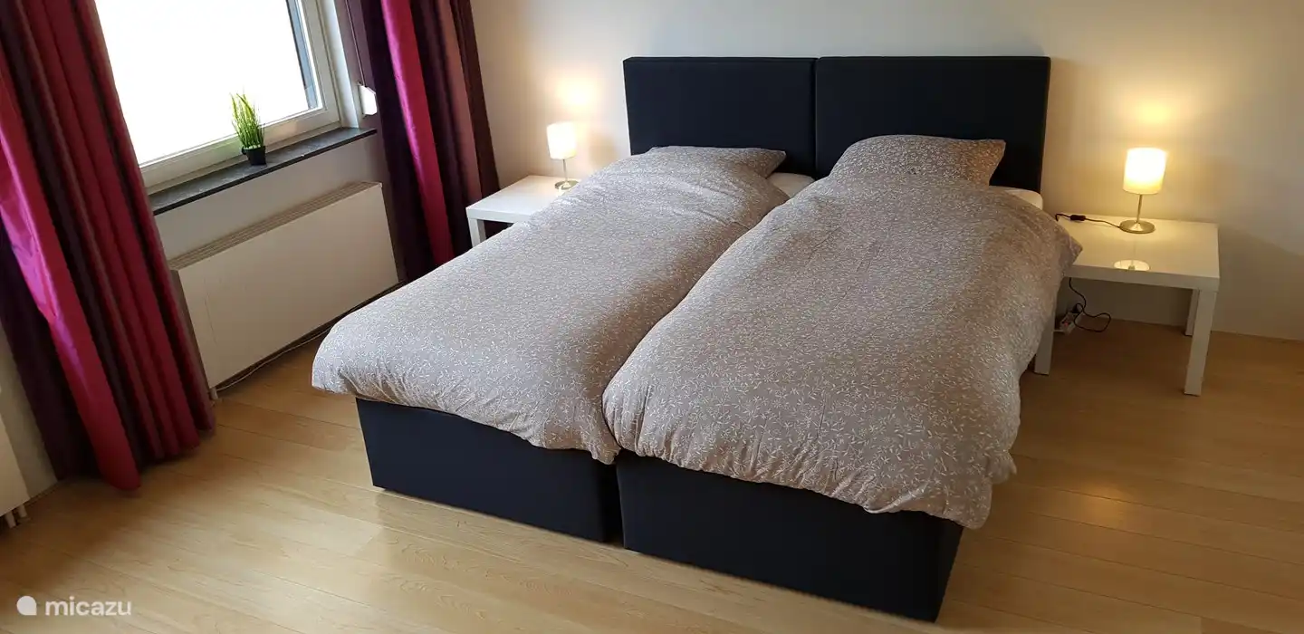 Ein geräumiges viertes Schlafzimmer mit 2 Doppelbetten